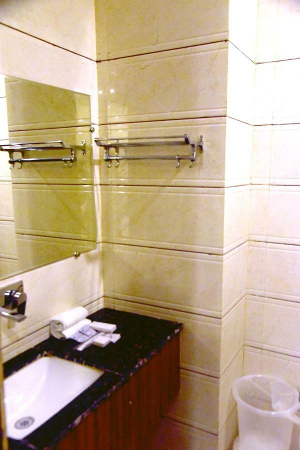Hotel D S Inn Amritsar Exterior photo